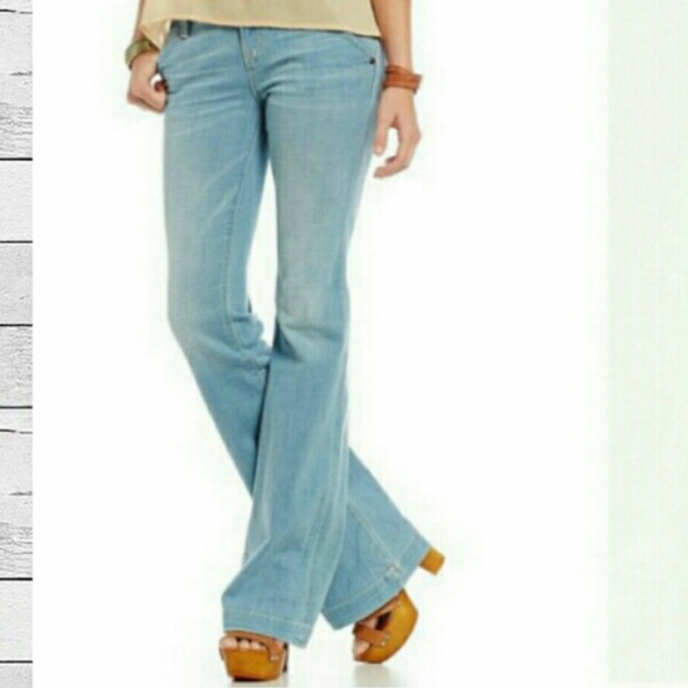 Miss Me Jeans, Mid-Rise, Wide Leg, 28” Waist
